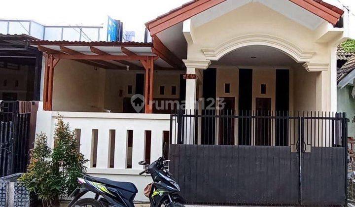 Rumah Sudah Renovasi 2 Lantai Di Taman Harapan Baru  1