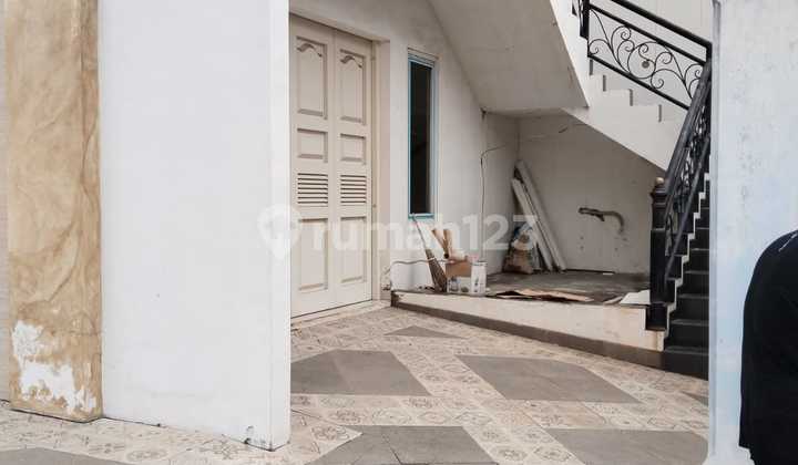 Dijual/Disewakan, Rumah 3,5Lt Bangunan Baru Hoek di Kelapa Gading, Nego 2