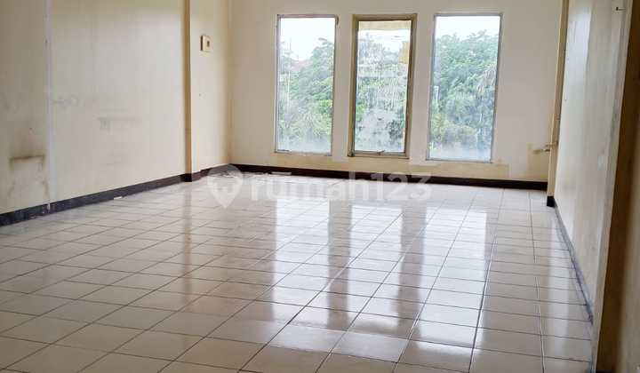 For Rent 3-Story Shop House Near Moi Kelapa Gading