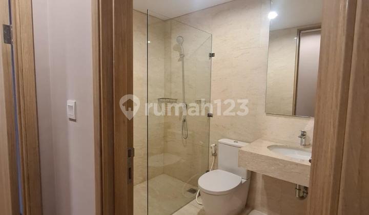 Dijual/Disewakan, Unit 2+1Br Rapih Semi Furnish di Holland Village, Nego 2