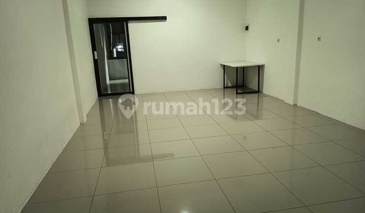 Disewakan, Ruko 2Lt Siap Pakai Cocok Untuk Kantor Di Boulevard, Nego 