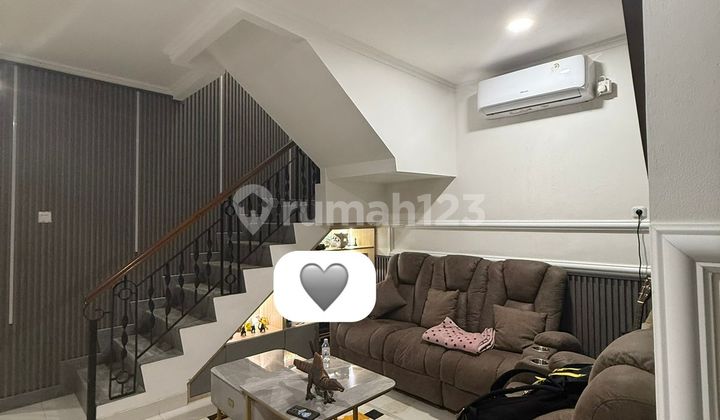 Quick Sale, Newly Renovated American Classic Furnished House in Puri Intan