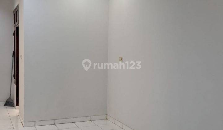 Rumah Kontrakan Semi Furnished Di Sunter Agung, Sunter 1