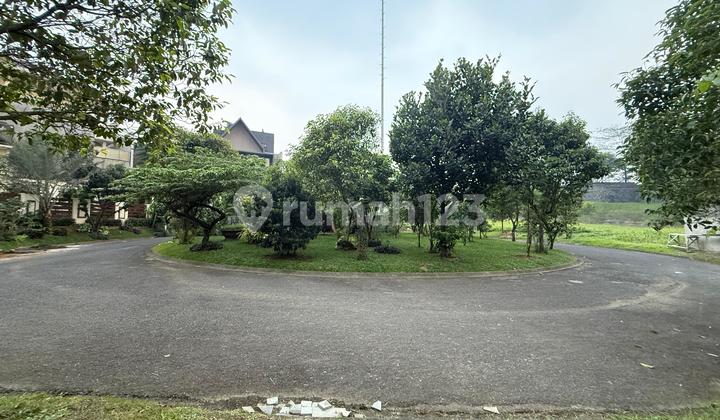 Rumah Murah Harga Kavling 6,6 Juta Per Meter, Halaman yang Luas Depan Taman Sentul City Bogor