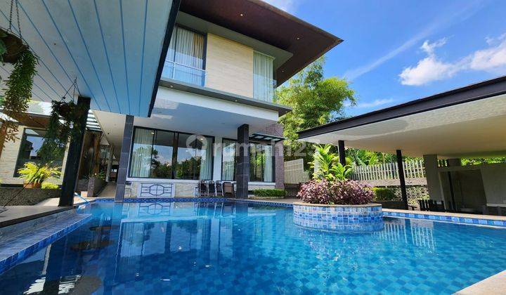 Rumah Include Lift Dan Marmer di Sentul City, Bogor 1