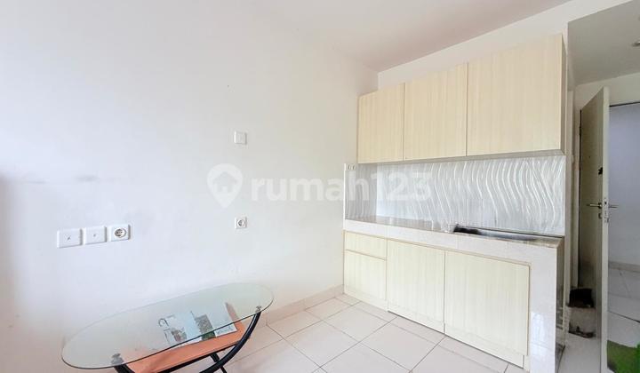 Disewakan Apartemen Sudah dengan Iuran Pemeliharan Lingkungan ( IPL ) Dekat Mall Aeon dan Pasar Bersih Sentul City. 2