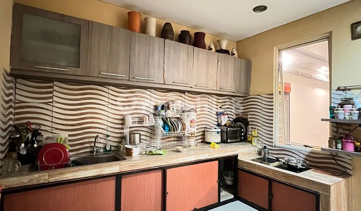 Rumah Bonus Tempat Usaha Kos-Kosan Ada 7 Pintu yang Sudah Berjalan,Dan Income Tiap Bulan.sentul City Bogor 2