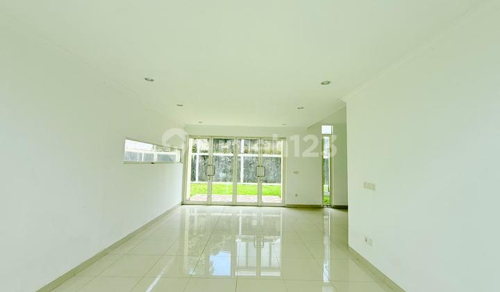 Rumah Bagus 2 Lantai ,Siap Huni, Halaman Belakang Luas Samping dan Depan,Cluster Elite,Sentul City Rumah Bagus 2 Lantai ,Siap Huni, Halaman Belakang Luas Samping dan Depan,Cluster Elite,Sentul City