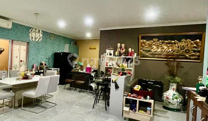 Rumah Model Modern Tropis,Siap Huni, 2 Lantai ,Semi Furnish,Lokasi Premium di Kota Bogor Utara,Dekat Taman Kencana, 2