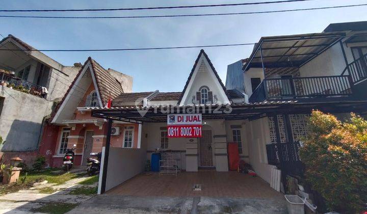 Rumah Minimalis Siap Huni,ada Kitchen Set,lokasi Startegis di Sentul City 1