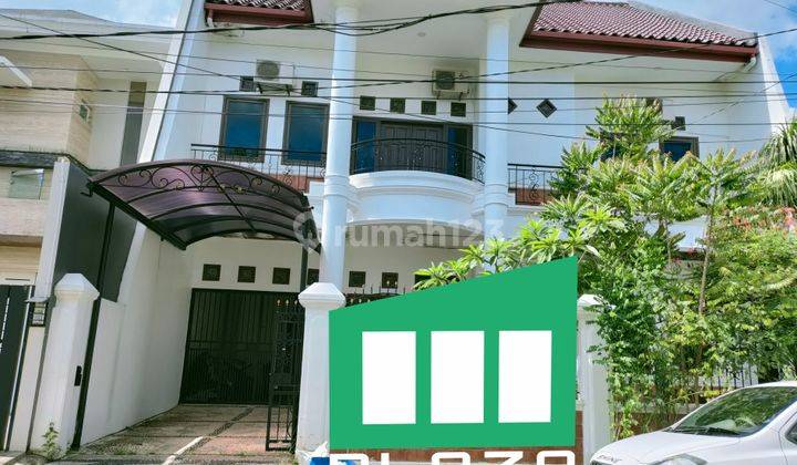 Di jual rumah 2 lantai di kawasan elit Panakukang  1