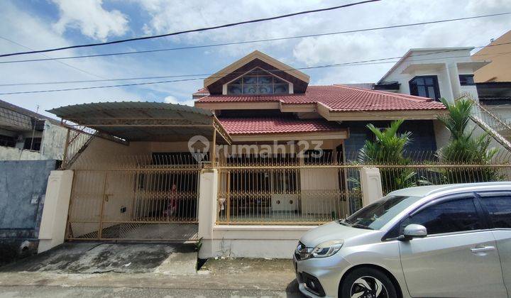 Di jual rumah 2 lantai siap huni dalam kota Makassar 1