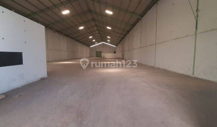 Di sewakan gudang parangloe luasan 1000m 2