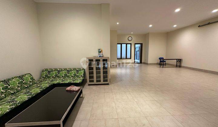 Di Jual Rumah Mewah Full Furnished Tengah Kota Makassar 2