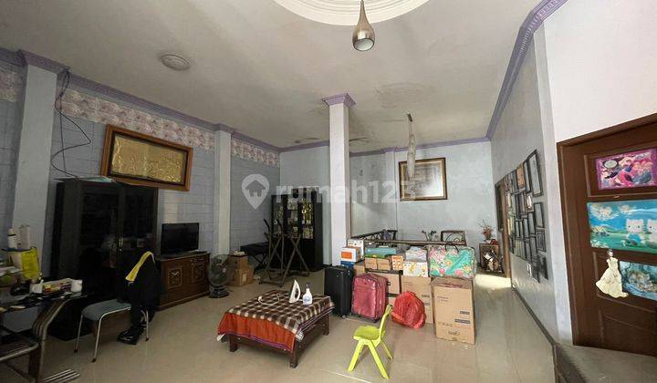 Di jual rumah dua lantai  4