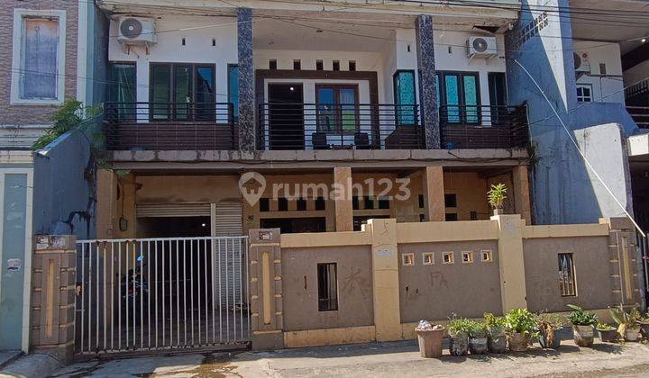 Di Jual Rumah Dua Lantai 1