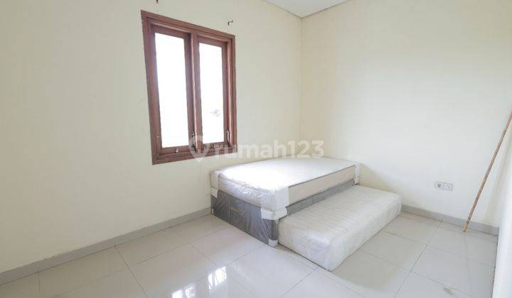 Rumah Semi Furnished Bagus Barat Solo Colomadu Grand Permata