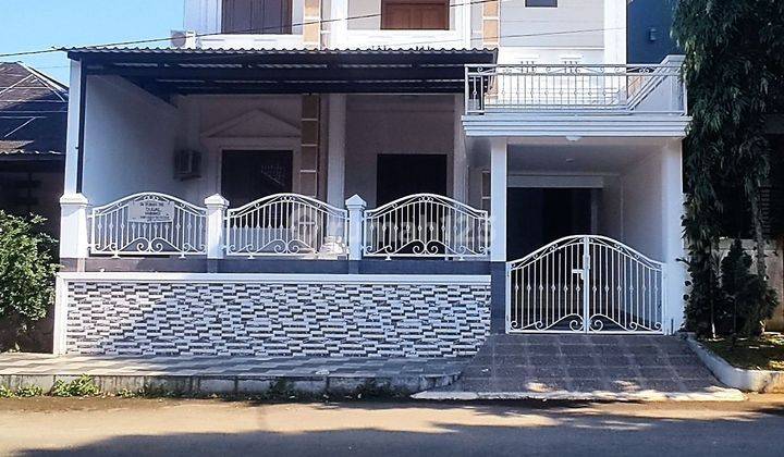 Jual Rumah 2.5 Lantai Di Pamoyanan Hijau Material Bagus 1