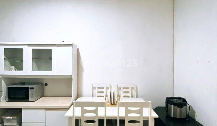 ruang makan jual rumah di perumahan bumi