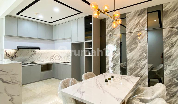 Dijual Apartemen Senayan Residences 3 Kamar Tidur Bagus Furnished 1