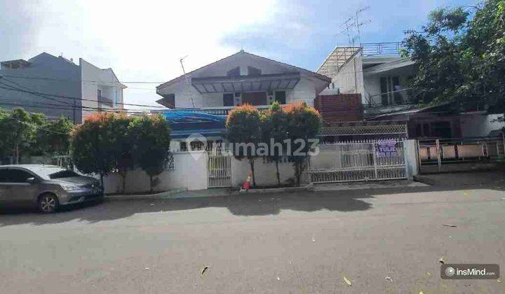 Rumah Huk Strategis Di Kelapa Gading 1