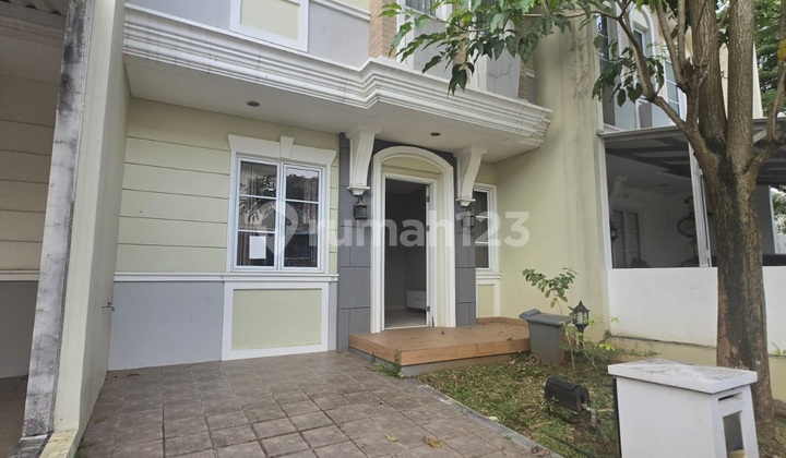Dijual Rumah Cantik Vanya Park Cluster Azura Bsd City 1