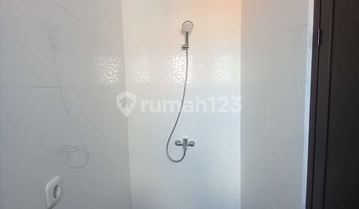 Rumah Baru 2 Lantai SHM di Kayu Putih Jakarta Timut 2