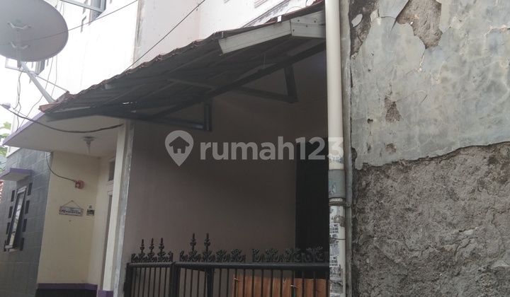 Rumah 2 Lantai Pusat Kota Senen Kramat Raya Jakarta Pusat