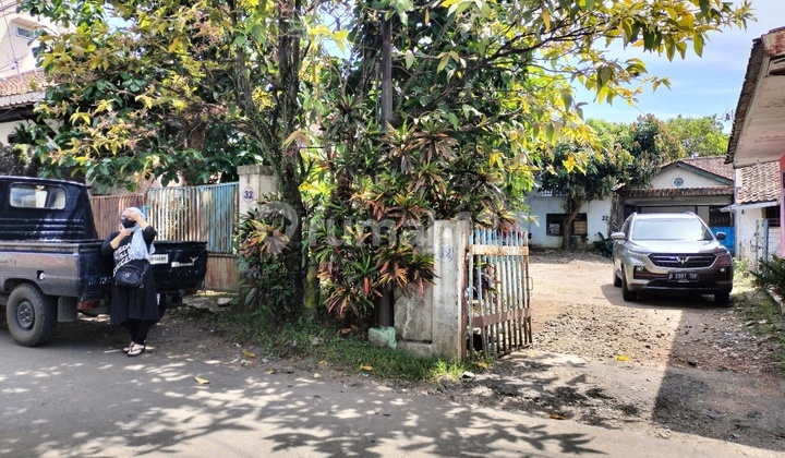 Rumah Tua di Cianjur Kota Gang Bombay