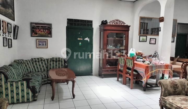 Rumah Tua di Cianjur Kota Gang Bombay 2
