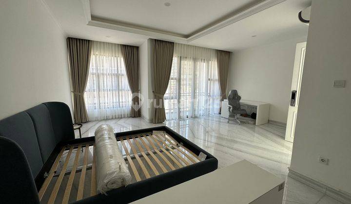 DIJUAL RUMAH Premium Kemang 19 Residence semi furnished 2