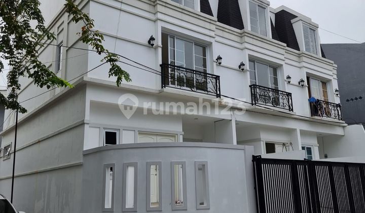 DIJUAL RUMAH BARU Muara Karang,PIK