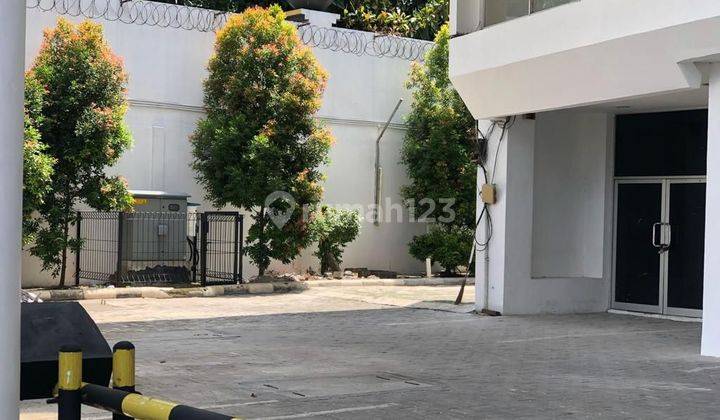 DISEWA KAN GEDUNG di Jalan Angkasa 2