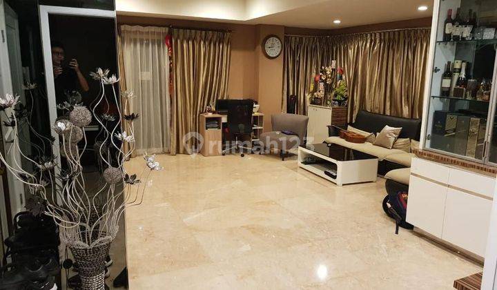 DIJUAL MURAH Apartment Royal Mediterania ( View Pool) Low Floor 1