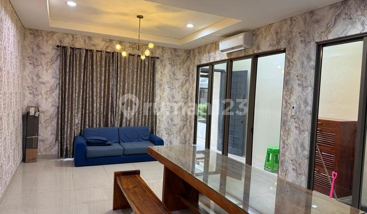 Disewakan Rumah di Greenwich Bsd (Semi Furnished) Disewakan Rumah di Greenwich Bsd (Semi Furnished)
