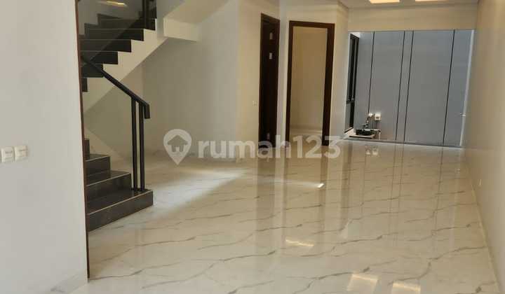 Dijual Cepat Rumah Brand New Sunrise Garden 2