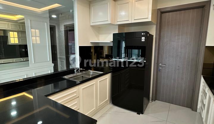 Jual Cepat Apart St Moritz ( Best View) New Presindential Suites