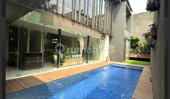 Dijual Cepat Rumah di Panglima Polim ( Swimming Pool)