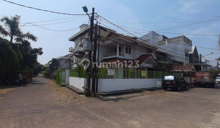 Dijual Bu Rumah Hook 2 Lantai !! Lokasi Strategis !!! Harga Murah !!! 2