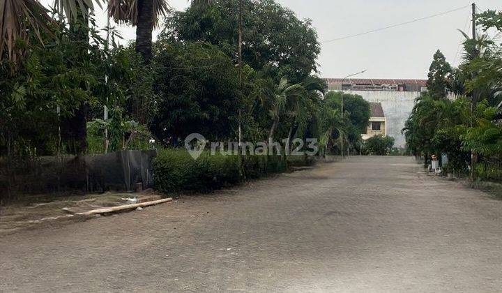 Rumah Hadap Selatan Jalanan Lebar di Kintamani Daan Mogot Baru 2