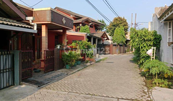 Rumah 2 Lantai Bagus SHM di Pinang Griya Permai Ciledug Tangerang 1