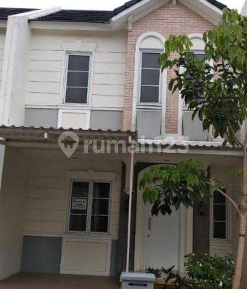 Rumah 2 Lantai Bagus Unfurnished SHM di Vanya Park, Bsd Tangerang 1