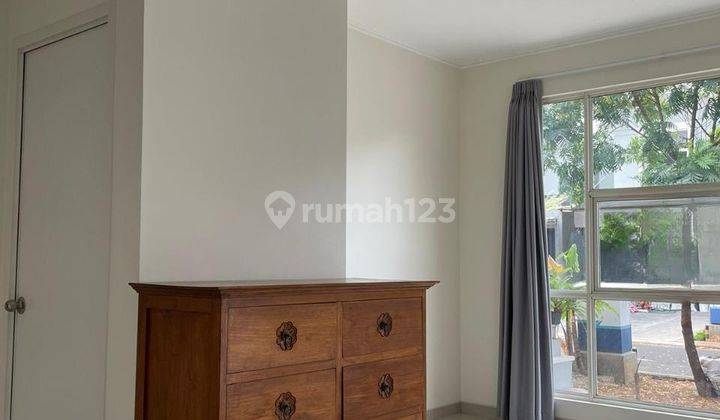 Rumah 2 Lantai Bagus Semi Furnished di Bahana Suvarna Sutera 1