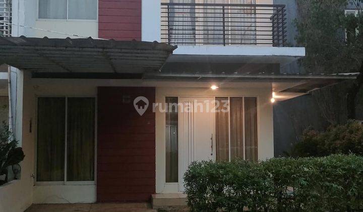 Rumah Hook Dengan Taman Bagus SHM di Bsd Residence One, Tangerang 1