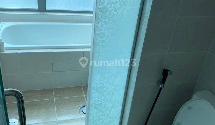 Apartement St. Moritz Royal Suite Full Furnished Lantai Tinggi 2