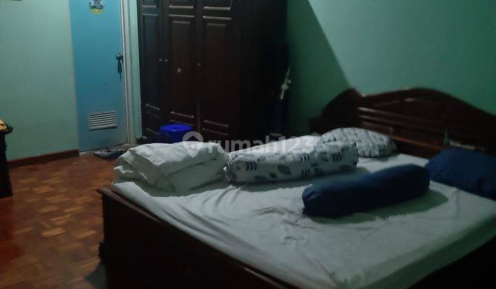 Rumah Sewa 2 Lantai Bagus Furnished SHM di Jatibening, Bekasi 2