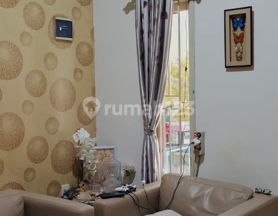Karang Tengah Two-Story Townhouse Fully Furnished Ready to Move In Karang Tengah Two-Story Townhouse Fully Furnished Ready to Move In