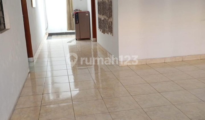 Rumah 2 Lantai Siap Huni di Bendungan Hilir, Jakarta Pusat