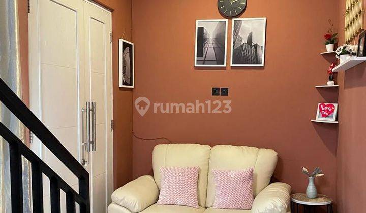 Dijual Rumah di Panorama spatan 2 Lantai Baru,3 KT,2 KM, SHM 2