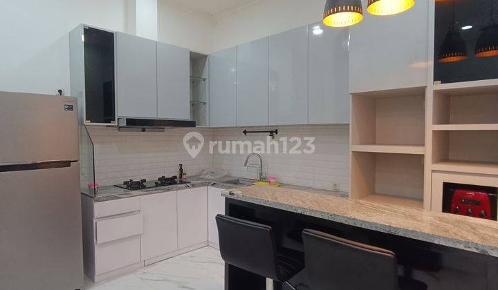 Rumah 2 Lantai Hadap Barat Daya Modern Di Citra 2  2